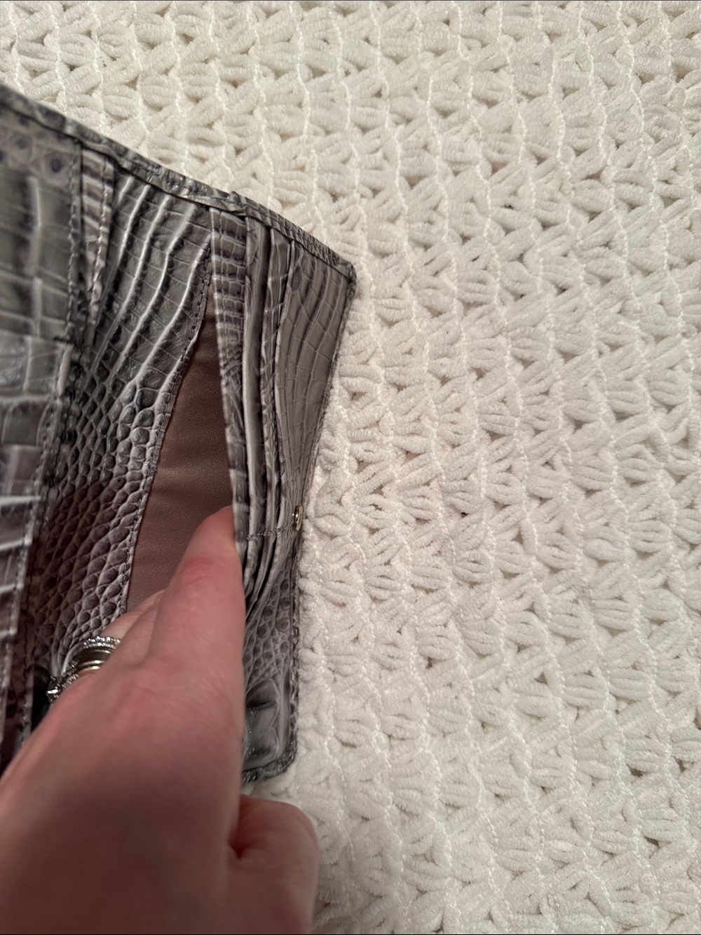 NWOT Brahmin Ady in Dove Alden Road leather - Picture 8 of 8